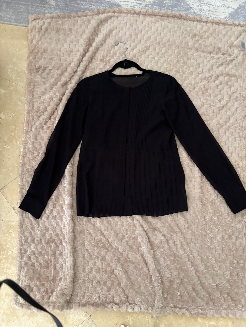 Theory sheer  Black Pleated Long-Sleeve Blouse